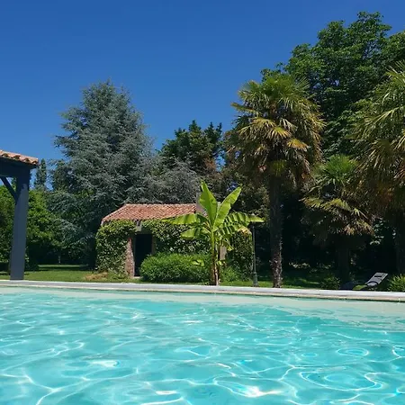 Gite Au Coin du Feu, avec piscine chauffée Hébergement de vacances La Roche-sur-Yon